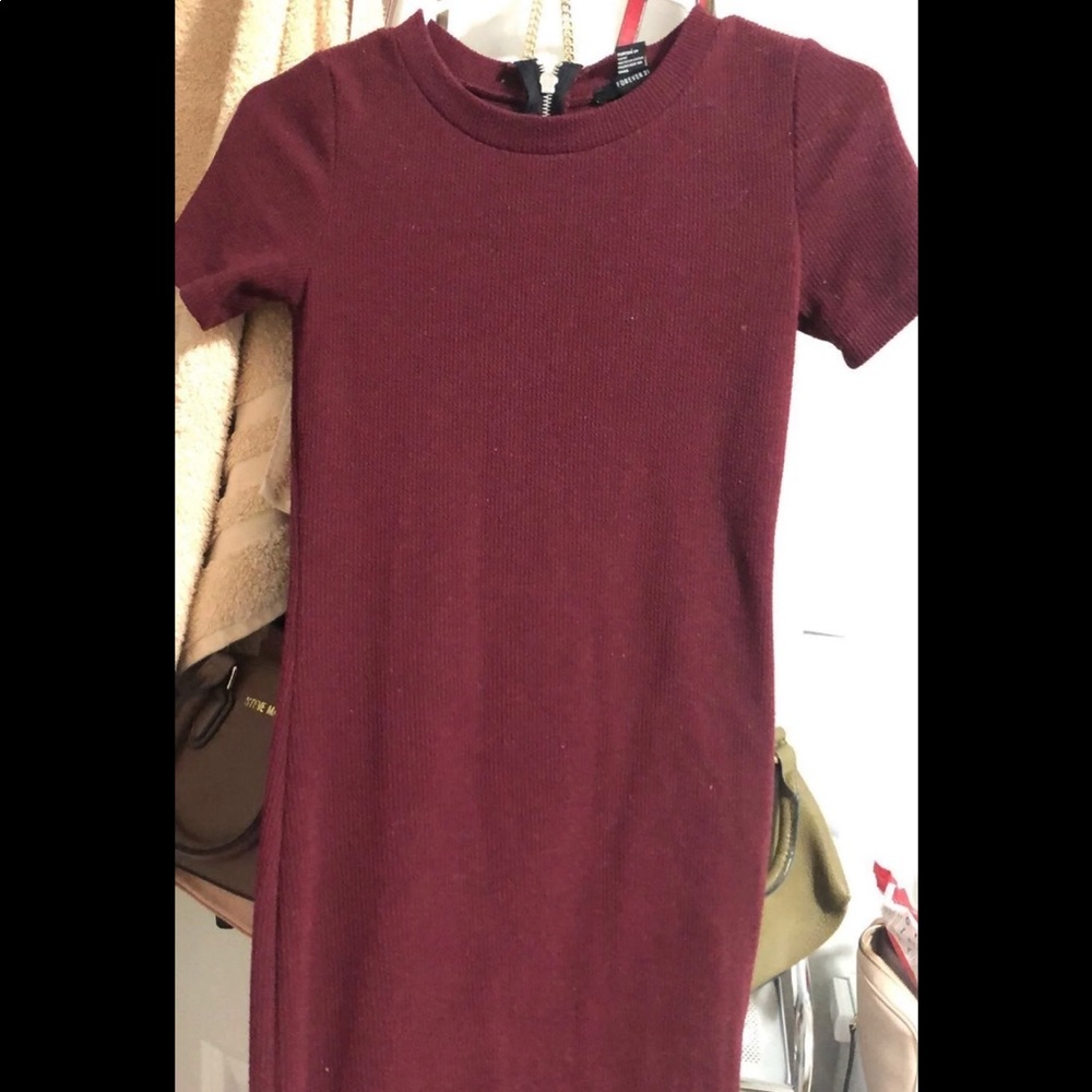 Forever 21 maroon fitted dress